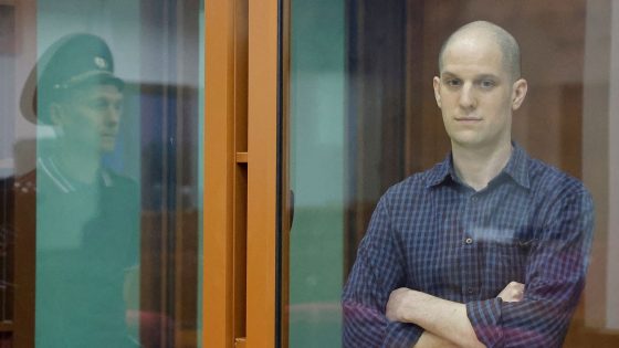 Evan Gershkovich: US journalist seen with shaved head before start of spying trial in Russia | World News – MASHAHER