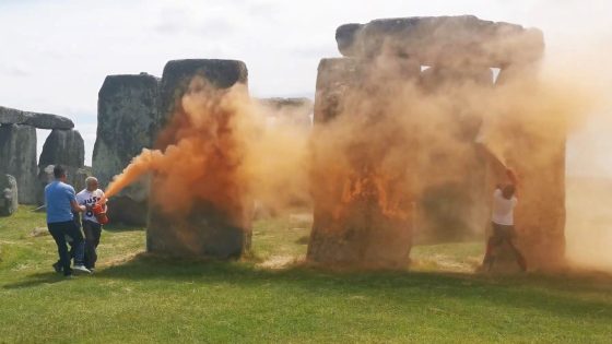 Just Stop Oil activists arrested after Stonehenge sprayed with ‘orange powder paint’ | UK News – MASHAHER