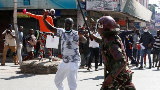 Kenya protests: Demonstrators ‘shot dead’ as parliament set on fire after contentious tax bill passed | World News – MASHAHER