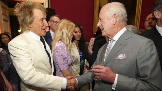 Sir Rod Stewart makes David Beckham joke at King’s Foundation awards – as celebrities support royal initiative | UK News – MASHAHER