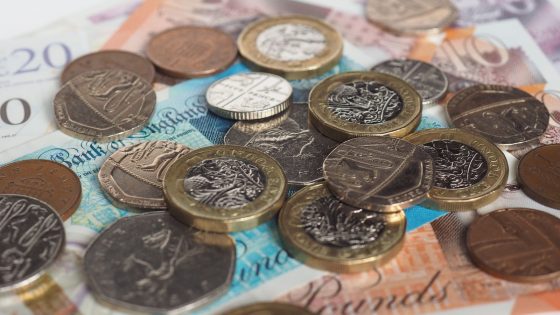 Weekly real wage growth just £16 since 2010 but minimum wage one of the world’s highest – Resolution Foundation | Business News – MASHAHER