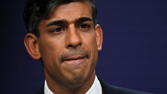 Rishi Sunak laughs as GP heckler says NHS is ‘disintegrating’ | Politics News – MASHAHER