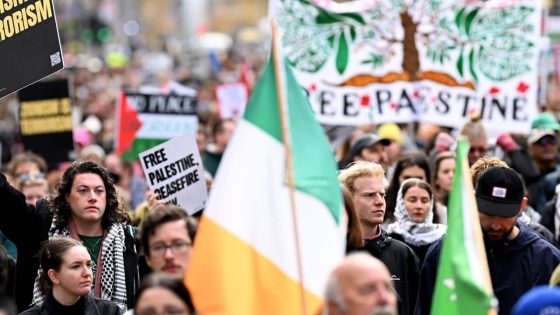 Thousands of pro-Palestinian protesters shut down major intersection in Melbourne – MASHAHER