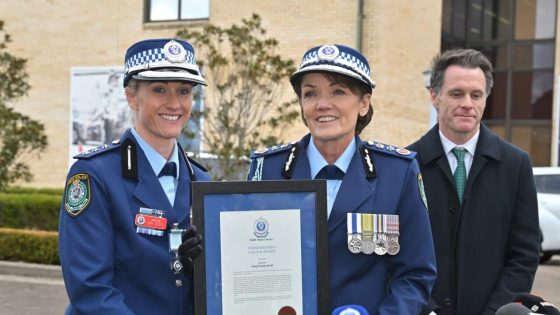 Bondi stabbing: Police officer who ended attack honoured for saving ‘many, many lives’ – MASHAHER