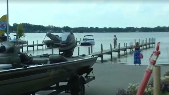 2 teen girls killed after jet ski crashes into boat in Illinois – MASHAHER