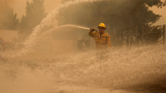 Wildfire north of Los Angeles spreads as authorities issue evacuation orders – MASHAHER