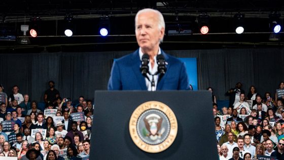 In a Staring Contest With Democratic Voters, Joe Biden Hasn’t Blinked – MASHAHER