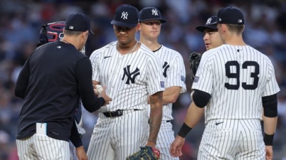 Yankees offense can’t overcome Luis Gil’s poor start in 5-4 loss to Reds – MASHAHER