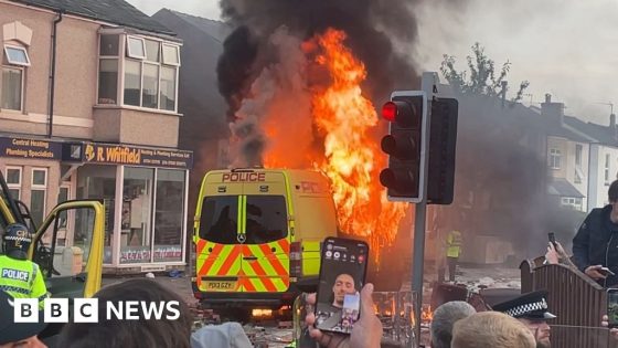 Police van set alight as protest breaks out in Southport – MASHAHER