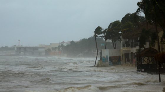 Beryl moves into the Gulf of Mexico, takes aim at Texas – MASHAHER