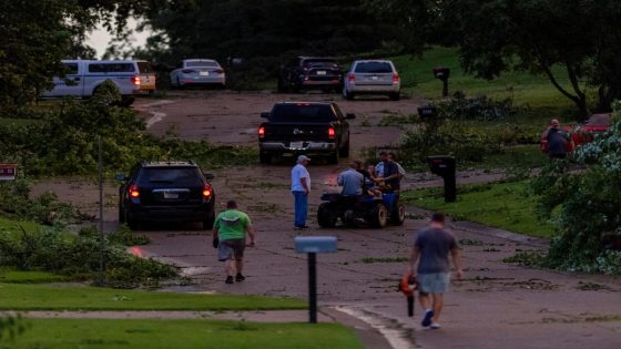 Possible tornado sweeps through Warrick County as storms hit Evansville area – MASHAHER