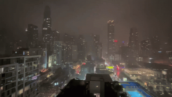 ‘Wild Lightning’ Dazzles Chicago as Tornado Warning Issued – MASHAHER