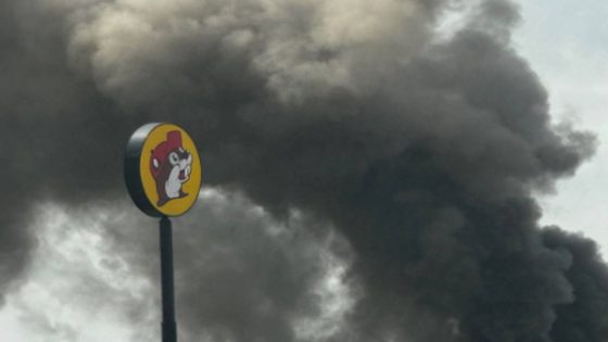 Oh No-ee! Original Texas Buc-ee’s location is destroyed in massive fire – MASHAHER