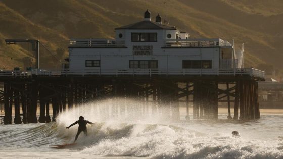 Avoid the bacteria-tainted water at these Southern California beaches this holiday weekend – MASHAHER