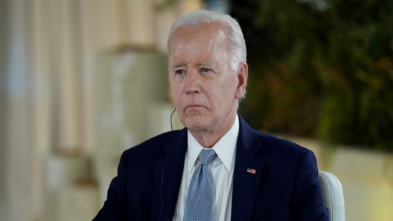 Biden forced to issue embarrassing statement confirming he is STILL running for President – MASHAHER