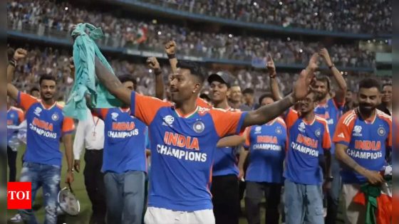 What surprised Hardik Pandya and left Jasprit Bumrah in splits during T20 World Cup victory celebrations at Wankhede Stadium- Watch | Cricket News – MASHAHER