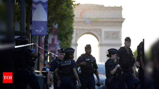 Paris knife attack: Police officer wounded; attacker killed – MASHAHER