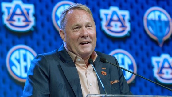 Auburn’s Freeze ‘couldn’t go another year’ without calling plays – MASHAHER