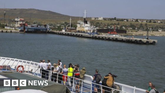 Ukrainian attack on ferry kills one in Russia’s Port Kavkaz – MASHAHER