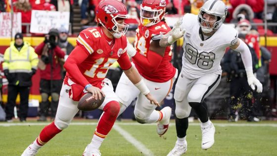 Raiders mock Patrick Mahomes with Kermit the Frog puppet – MASHAHER