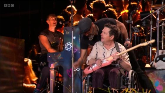 WATCH: Michael J. Fox joins Coldplay during Glastonbury set – MASHAHER