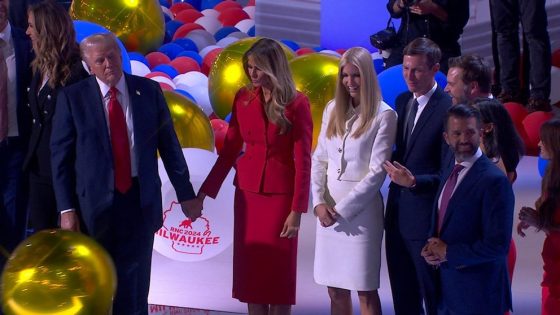 WATCH: Trump wraps up RNC speech with family on stage – MASHAHER