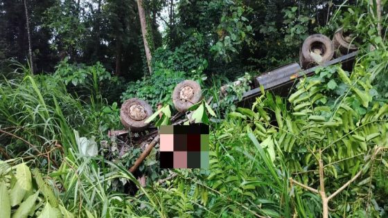 Two killed after trailer overturns along Jalan Kimanis-Keningau in Sabah – MASHAHER