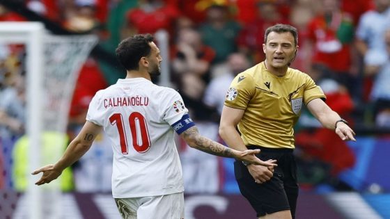 Football: Soccer-England’s Euro semi-final referee has history with Bellingham – MASHAHER