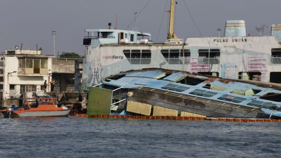 Penang’s iconic ferries decaying, may be scrapped, says Chow – MASHAHER