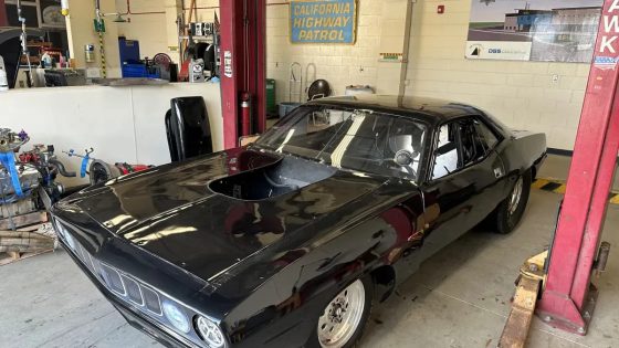 Stolen 1971 Plymouth Barracuda Drag Racer Reunited with Owner After Two-Year Mystery – MASHAHER