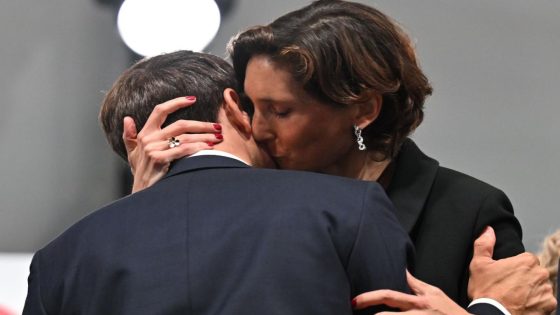 ‘Curious kiss’ between Macron and French sports minister – MASHAHER