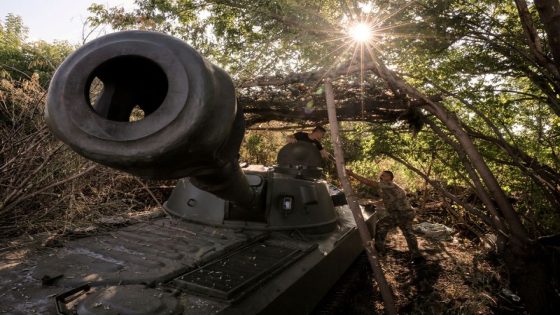 Ukrainian forces pull back from part of strategic eastern town – MASHAHER