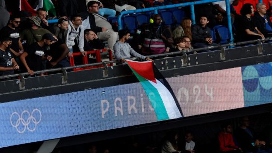 Paris Olympics: Pro-Palestinian group makes what organizers acknowledge are ‘anti-Semitic gestures’ during Israeli national anthem at soccer match – MASHAHER