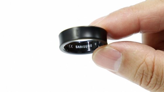 Samsung unveils 1st smart ring with biometric health monitoring, how it stacks up to the Oura Ring – MASHAHER