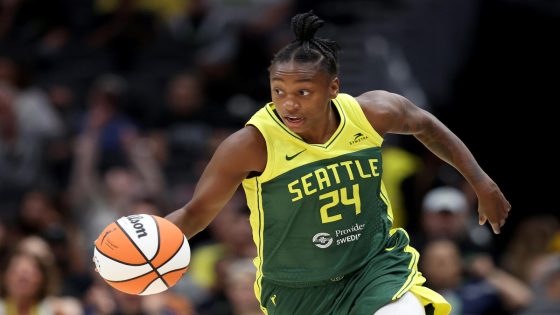 Jewell Loyd, Chelsea Gray and Arike Ogunbowale named as first WNBA stars to join Unrivaled Basketball – MASHAHER