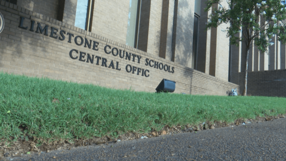 Parent suing Limestone County Board of Education, former East Limestone High football coach – MASHAHER