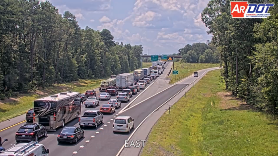 Eastbound I-40 backed up at I-430 interchange after crash closes all lanes – MASHAHER