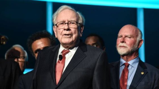 Warren Buffett said that he could end America’s deficit problem ‘in five minutes’ — here’s what he would do – MASHAHER