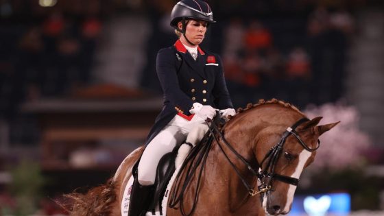 Charlotte Dujardin video shows her ‘hitting horse repeatedly on legs’ after shock Olympics withdrawal – MASHAHER