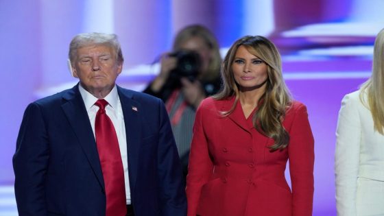 Did Trump miss kiss with wife Melania after RNC speech? Social media thinks so. – MASHAHER