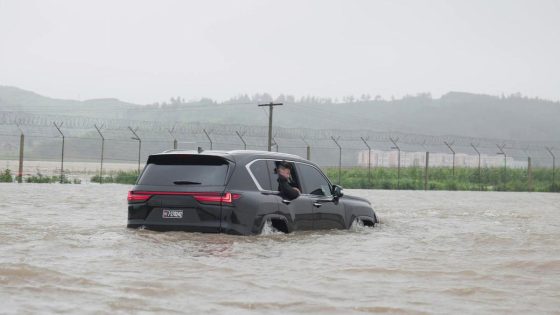 Kim Jong Un Drives Into Deep Flood in His Lexus LX 600 – MASHAHER