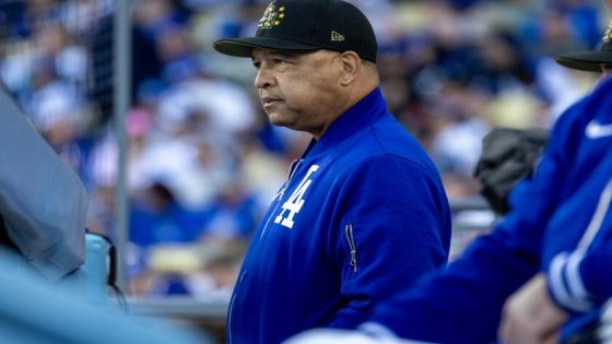 Letters to Sports: Dave Roberts deserves a contract extension. Or does he? – MASHAHER