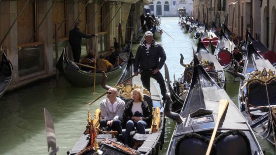 Venice to limit tourist groups to maximum of 25 people – MASHAHER