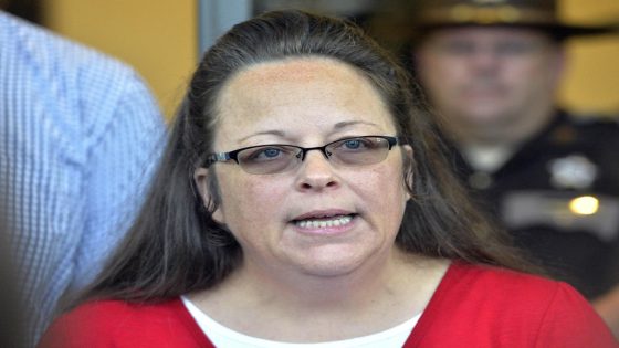 Former Kentucky county clerk Kim Davis, who opposed gay marriage, appeals ruling over attorney fees – MASHAHER