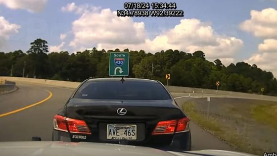 122 MPH PIT On a Fleeting Lexus Ejects The Driver – MASHAHER