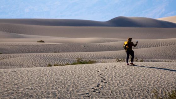 Death Valley heat melts skin off a man’s feet after he lost his flip-flops in the dunes – MASHAHER