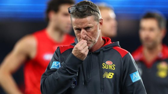 Damien Hardwick apologises for swearing outburst post-game, mother texted him after f-bomb, Gold Coast Suns, away loss, latest news – MASHAHER