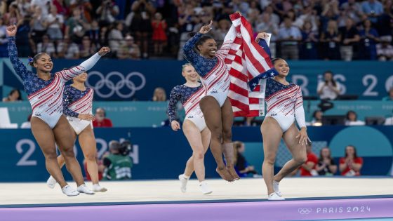 Paris Olympics: Simone Biles celebrates USA’s gymnastics gold medal with a shot at Tokyo teammate MyKayla Skinner – MASHAHER