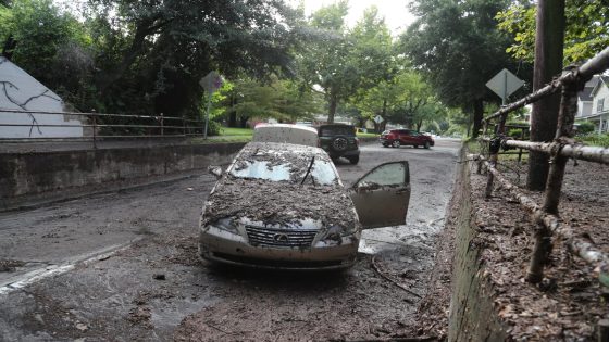 More than 20 streets flood in Savannah on Saturday, leaving abandoned vehicles – MASHAHER