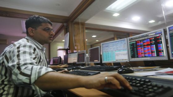 Foreigners sell nearly $1 billion in Indian equities in two days since budget – MASHAHER